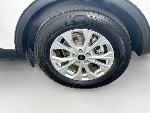 Used 2024 Ford Escape Active FWD image 11