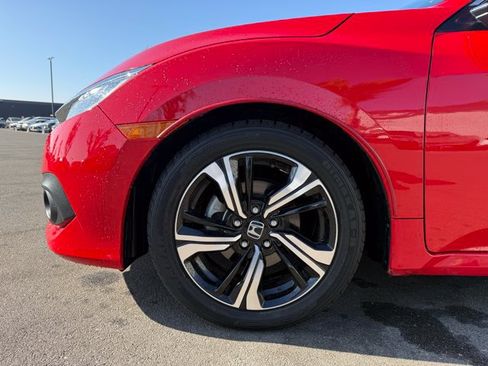 Used 2017 Honda Civic Touring image 18