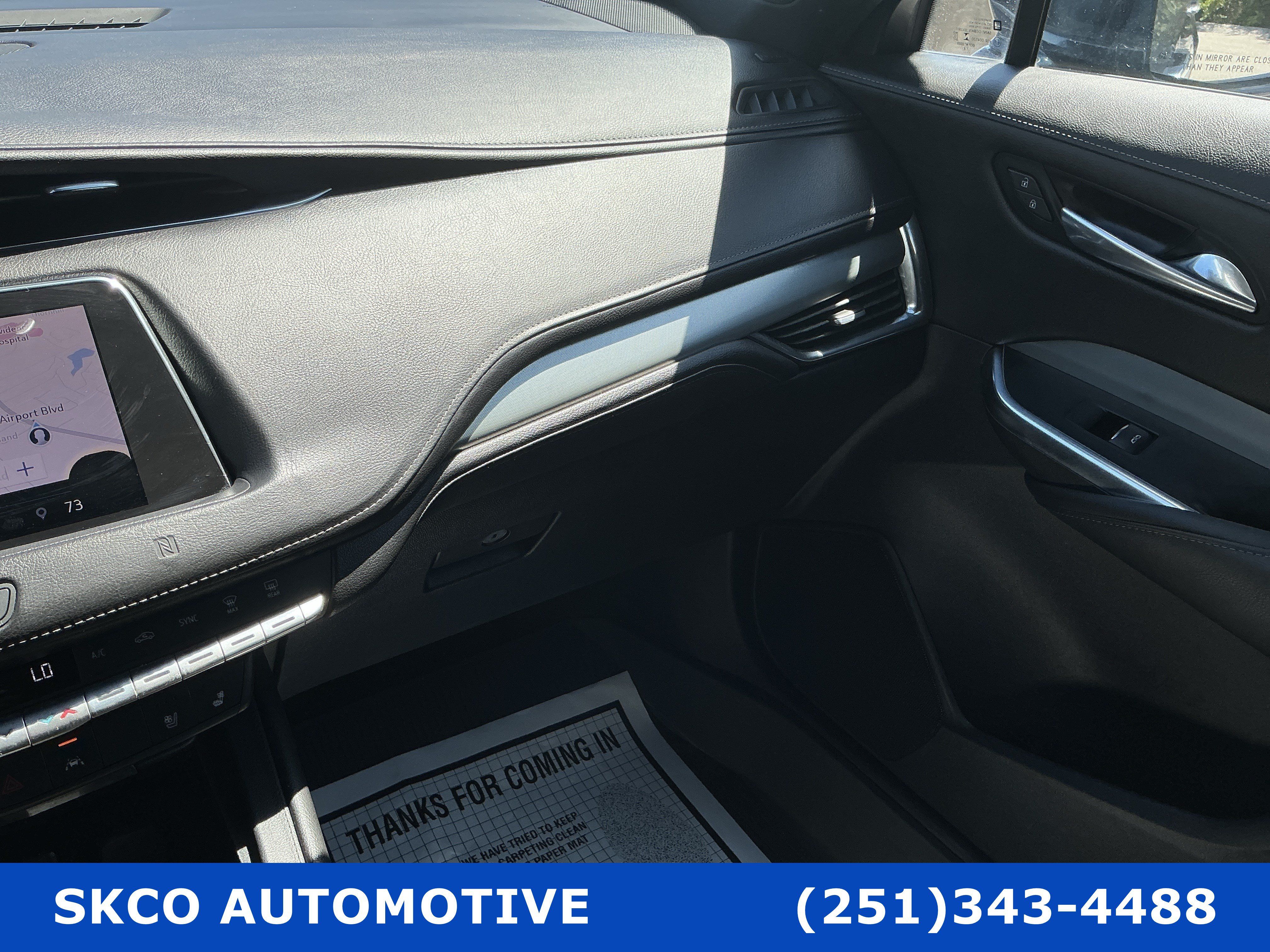 Used 2019 Cadillac XT4 Premium Luxury w/ Technology Package FWD image 24