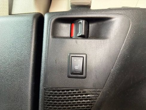 Used 2017 Chrysler Pacifica Touring-L Plus w/ Advanced Safetytec Group FWD image 22