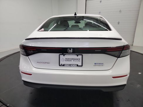 Used 2023 Honda Accord Sport image 8