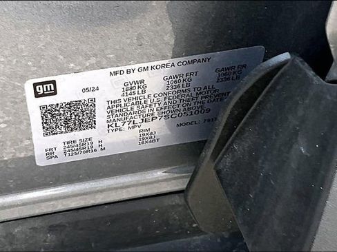 Certified 2025 Chevrolet Trax RS image 32