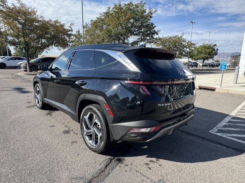 Used 2022 Hyundai Tucson Limited w/ Cargo Package AWD/4WD image 4