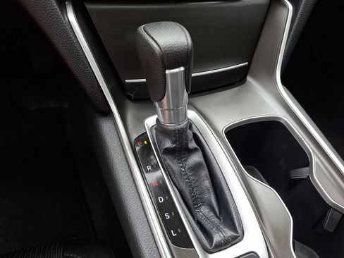 Certified 2019 Honda Accord EX image 22