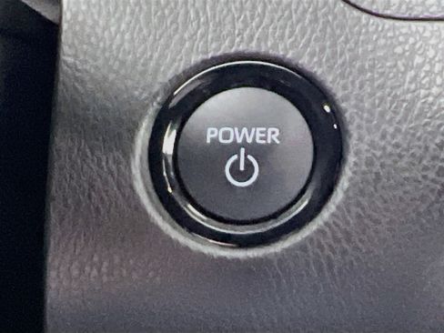 Used 2026 Toyota Camry SE FWD image 23