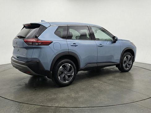 Used 2025 Nissan Rogue SV FWD image 9