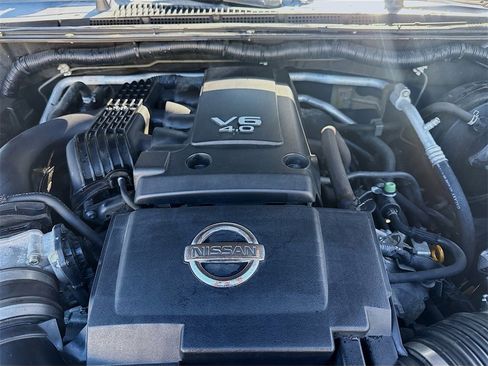 Used 2019 Nissan Frontier SV image 31