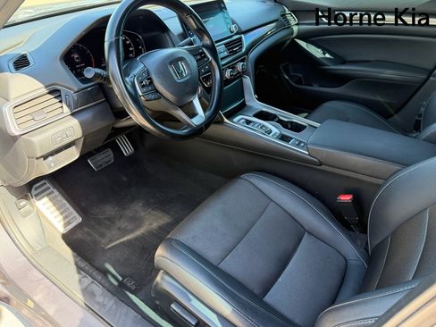 Used 2020 Honda Accord Sport image 17