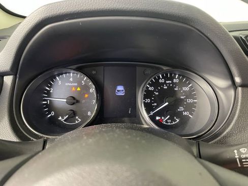 Used 2018 Nissan Rogue Sport S w/ S Appearance Package AWD/4WD image 5