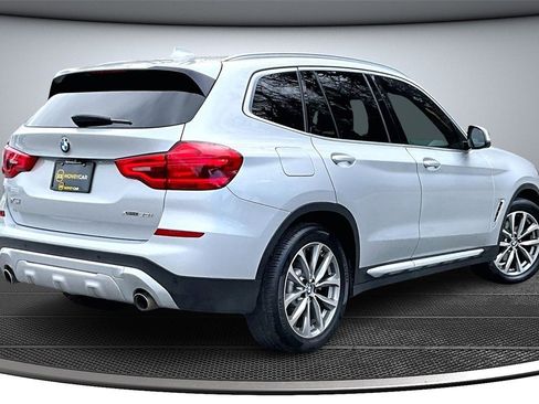 Used 2019 BMW X3 xDrive30i w/ Driving Assistance Package image 6