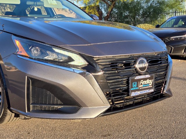 Used 2024 Nissan Altima 2.5 SV w/ SV Premium Package FWD image 9