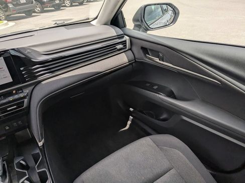 Used 2025 Toyota Camry LE FWD image 16