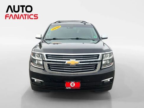 Used 2016 Chevrolet Suburban LTZ image 8
