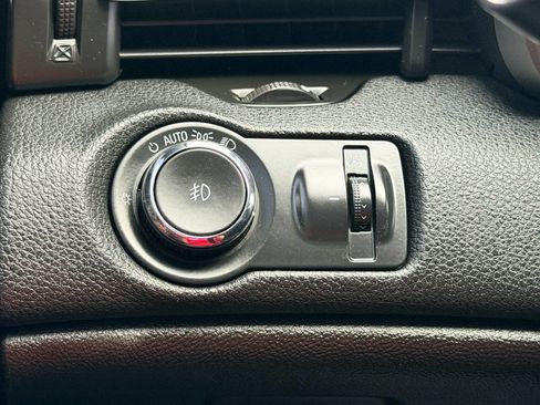 Used 2015 Chevrolet Malibu LTZ FWD image 35