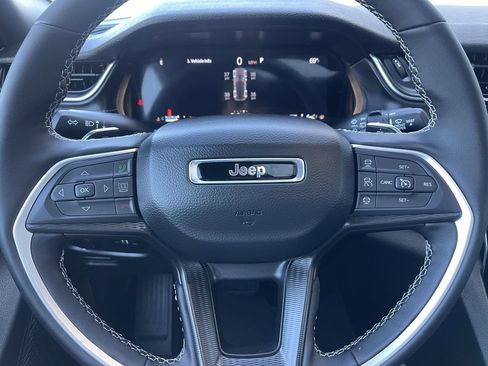 New 2026 Jeep Grand Cherokee Laredo X AWD/4WD image 39