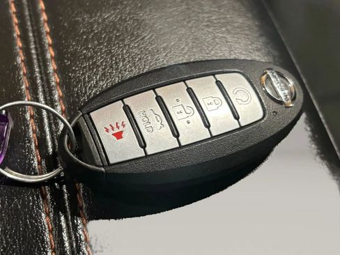 Used 2022 Nissan Sentra SR w/ Midnight Edition image 48