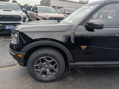 Used 2023 Ford Bronco Sport Badlands AWD/4WD image 2