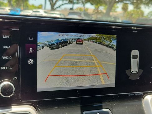 Used 2022 Kia Sorento S w/ Panoramic Sunroof Package AWD/4WD image 22