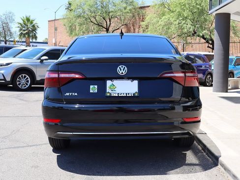 Used 2021 Volkswagen Jetta SE FWD image 11