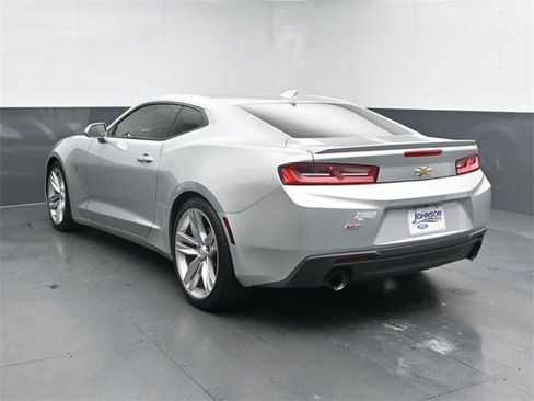 Used 2018 Chevrolet Camaro LT w/ RS Package image 11