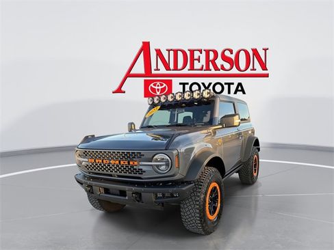 Used 2023 Ford Bronco Badlands image 1