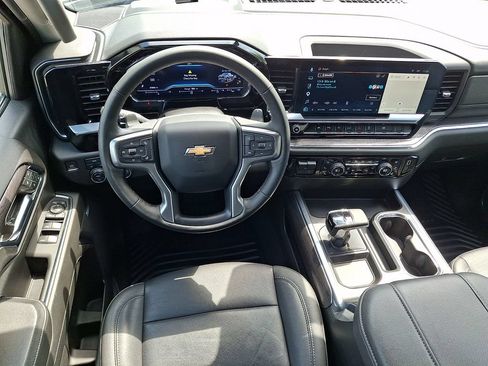 Used 2024 Chevrolet Silverado 1500 LTZ w/ LTZ Convenience Package II AWD/4WD image 2