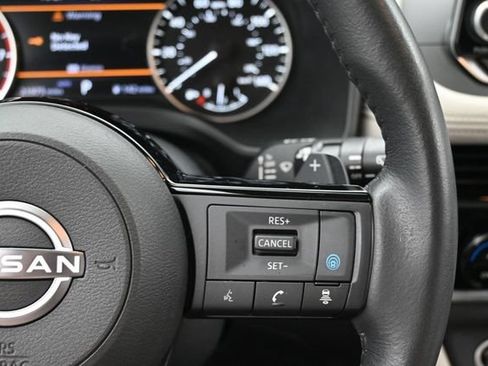 Used 2023 Nissan Rogue SL AWD/4WD image 23