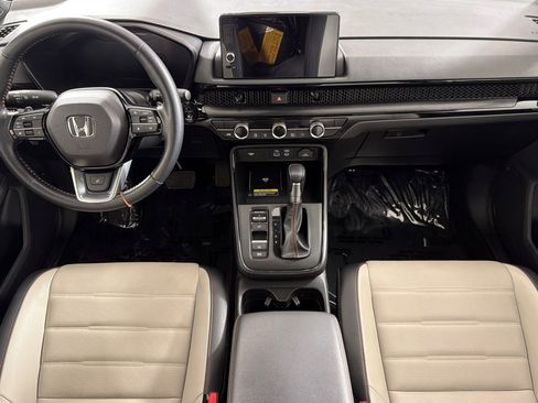 Used 2025 Honda CR-V Sport Touring image 12