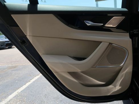 Used 2020 Jaguar XE S image 49