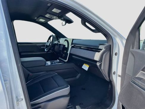 Used 2026 GMC Sierra EV Elevation AWD/4WD image 12