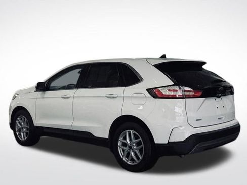 Used 2024 Ford Edge SEL image 9