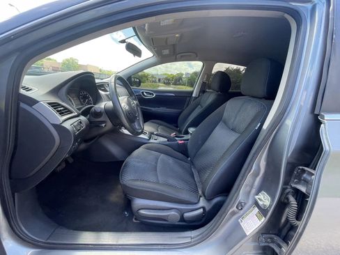 Used 2019 Nissan Sentra SR FWD image 20