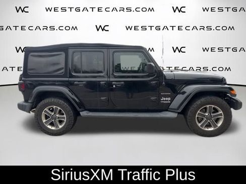 Used 2018 Jeep Wrangler Unlimited Sahara image 35