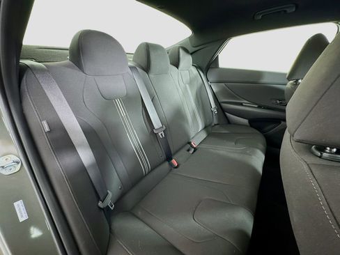 Certified 2025 Hyundai Elantra Sport image 26