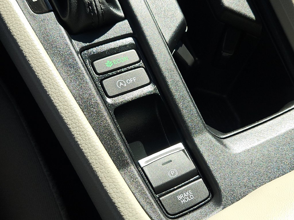 Certified 2024 Honda Accord LX image 16