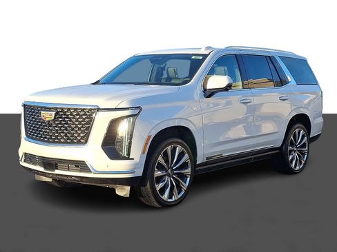 Used 2026 Cadillac Escalade Luxury w/ Touring Package image 3