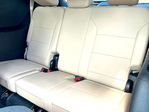 New 2026 Buick Enclave Preferred w/ Power Package FWD image 17