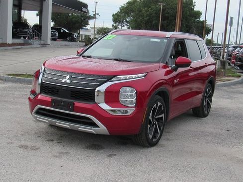 Used 2023 Mitsubishi Outlander SEL image 8