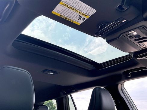 Certified 2026 Subaru Outback Touring AWD/4WD image 16