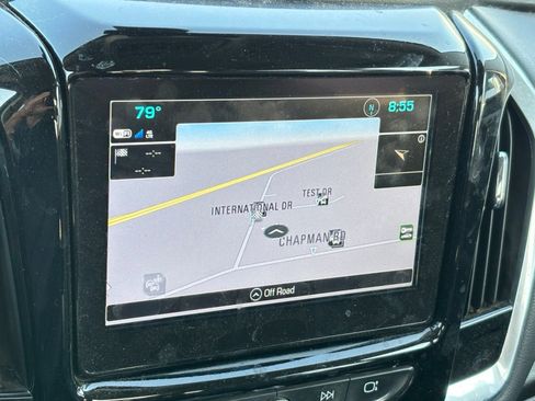 Used 2019 Chevrolet Traverse LT w/ LT Premium Package FWD image 14
