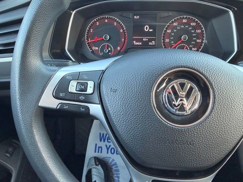 Used 2019 Volkswagen Jetta S image 16