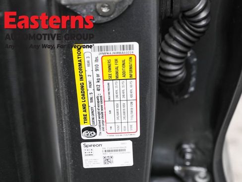 Used 2024 Ford Edge SEL image 33