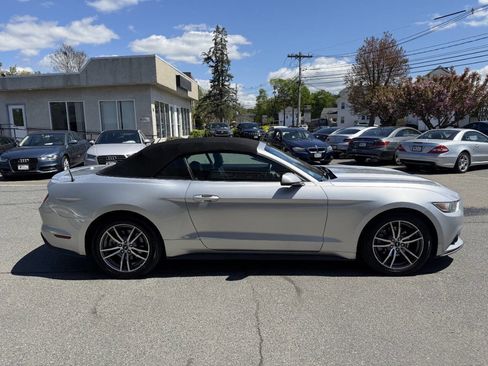 Used 2017 Ford Mustang Premium RWD image 9