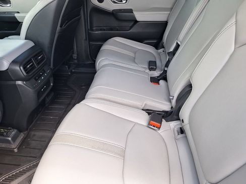 Used 2024 Honda Pilot EX-L image 19