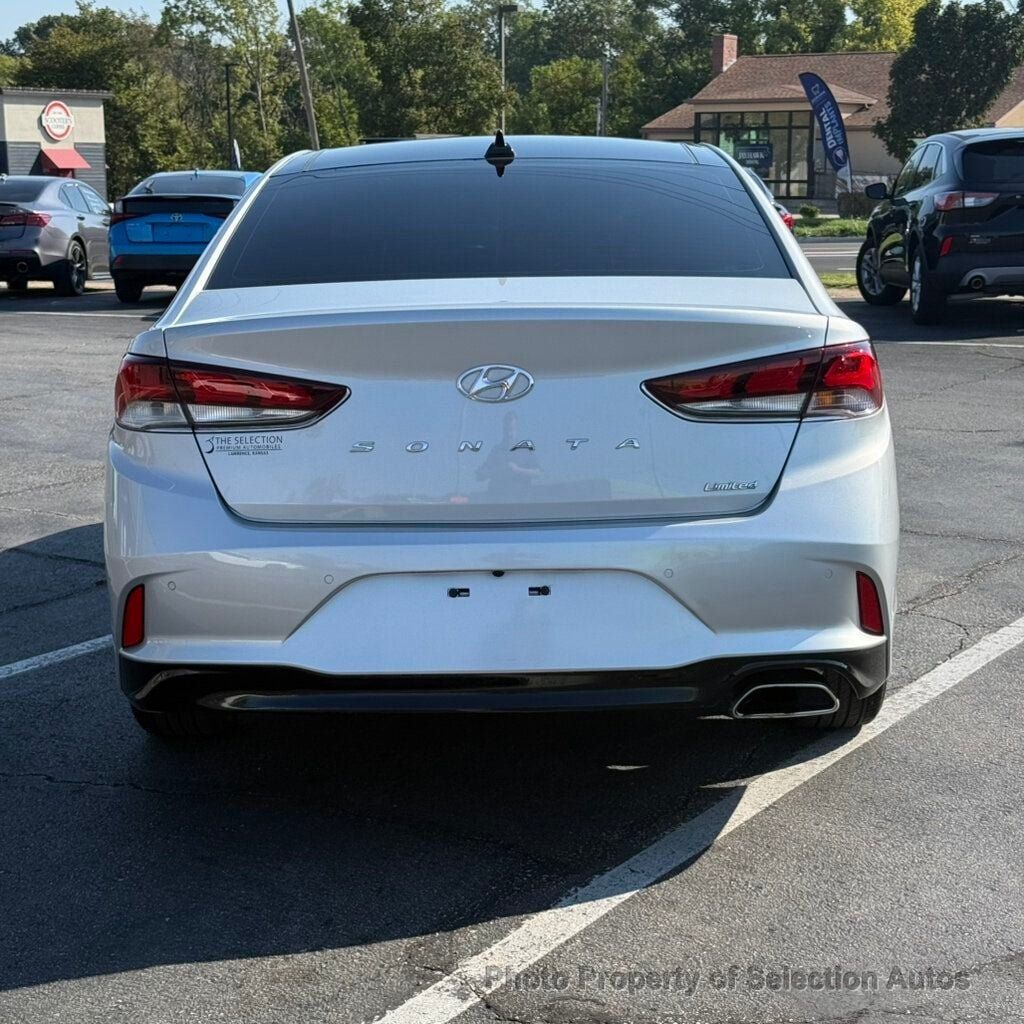 Used 2019 Hyundai Sonata Limited w/ Ultimate Package 04 FWD image 12