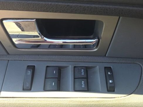 Used 2011 Ford F150 XLT RWD image 16