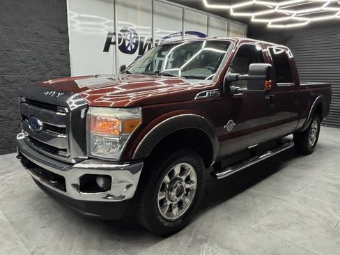 Used 2015 Ford F250 Lariat w/ Lariat Ultimate Package AWD/4WD image 5