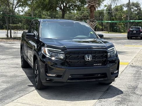 New 2026 Honda Ridgeline Black Edition image 2