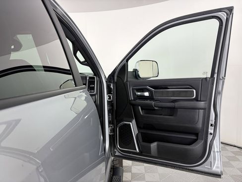 Used 2022 RAM 2500 Laramie image 31