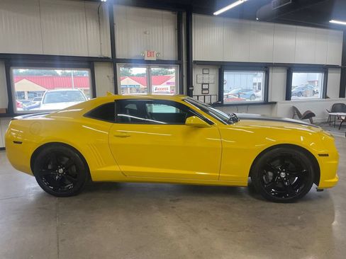 Used 2012 Chevrolet Camaro SS w/ RS Package RWD image 19
